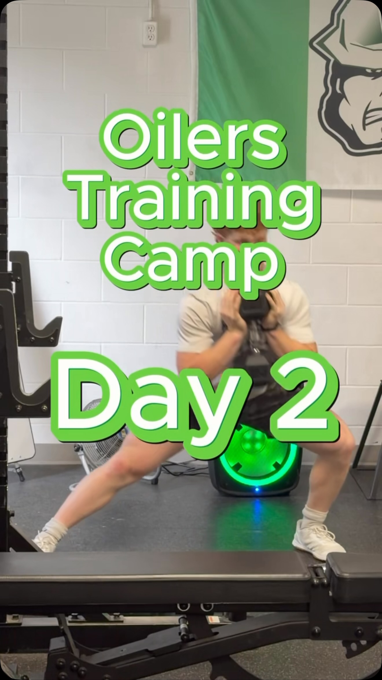 That’s a wrap on Day 2 of our training camp!

Don’t miss out on tomorrow’s Team Bernard-Docker vs Team Holloway inter-squad game at 11:30 a.m. at the VRC to complete the third and final day of camp!

#OkotoksOilers #BCHL