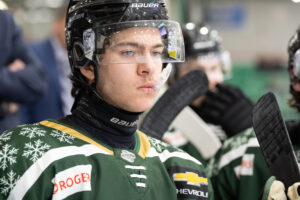 Luke Calabria locked in. (Chad Goddard/Okotoks Oilers)