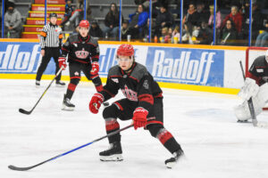 Fraser Leonard keeping his eye on the puck while with the Spruce Kings this season. (Vicki Brown - MyLight Photography/Prince George Spruce Kings)