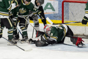 Patrik Kliment stretching out for a save. (Chad Goddard/Okotoks Oilers)