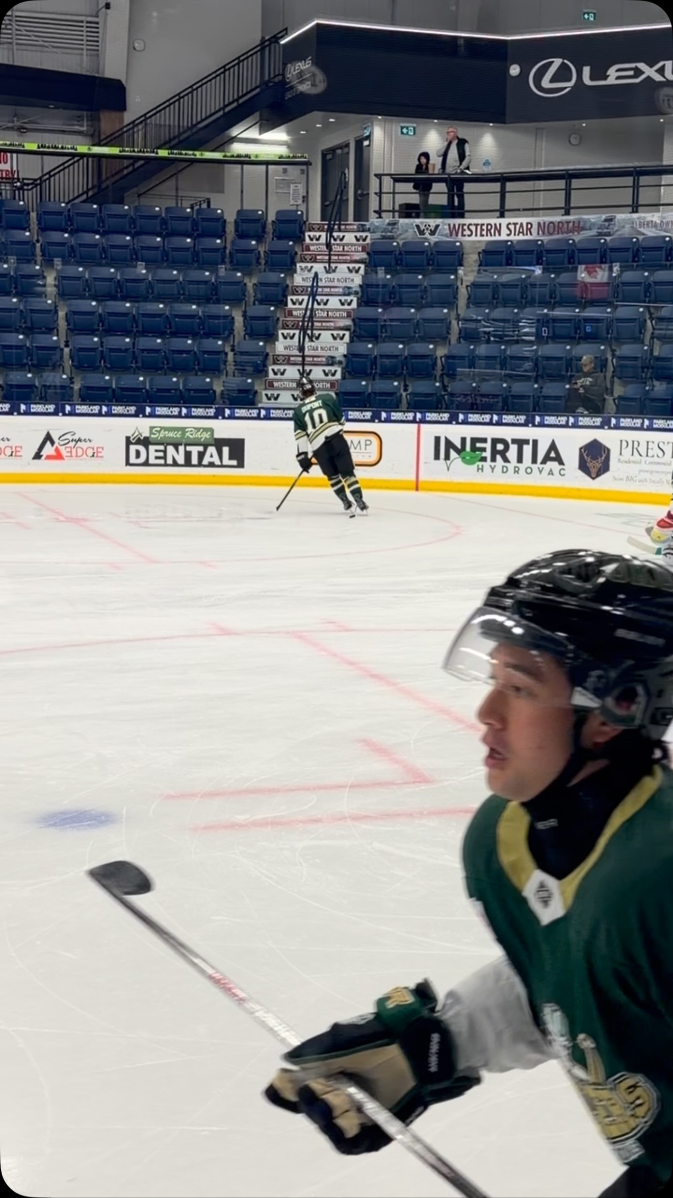 Warmups underway in Spruce Grove!

#OkotoksOilers #BCHL