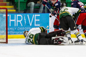 Jackson Silverberg with a desperation save. (Scott Savard/Okotoks Oilers)